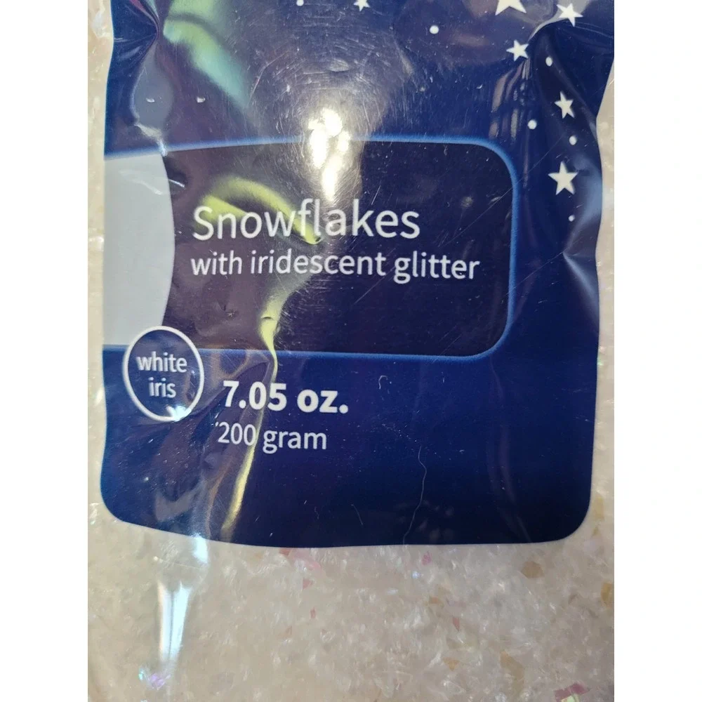 FAKE Snow Christmas ARTIFICIAL SNOWFLAKES Iridescent Party Decoration 7oz craft
